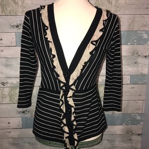 CAbi #139 cardigan size xs